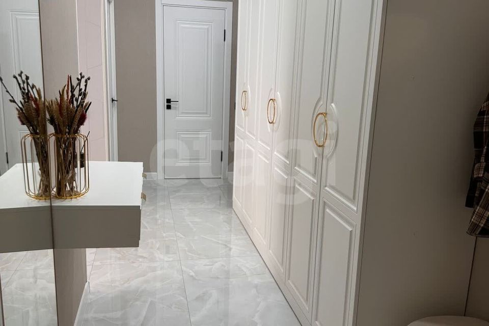 Продаётся 3-комнатная квартира, 77 м²