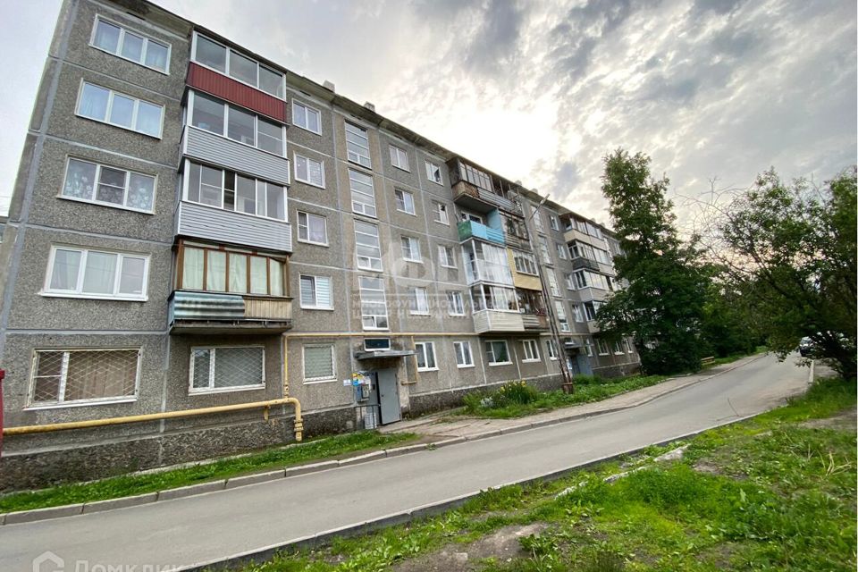 Продаётся 2-комнатная квартира, 43.3 м²
