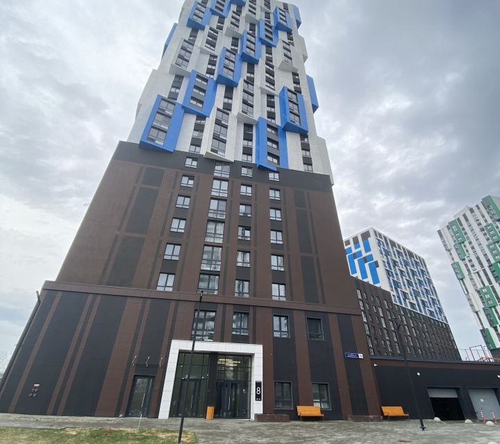 Продаётся 4-комнатная квартира, 92 м²