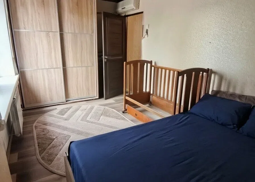 Продаётся 3-комнатная квартира, 51.7 м²