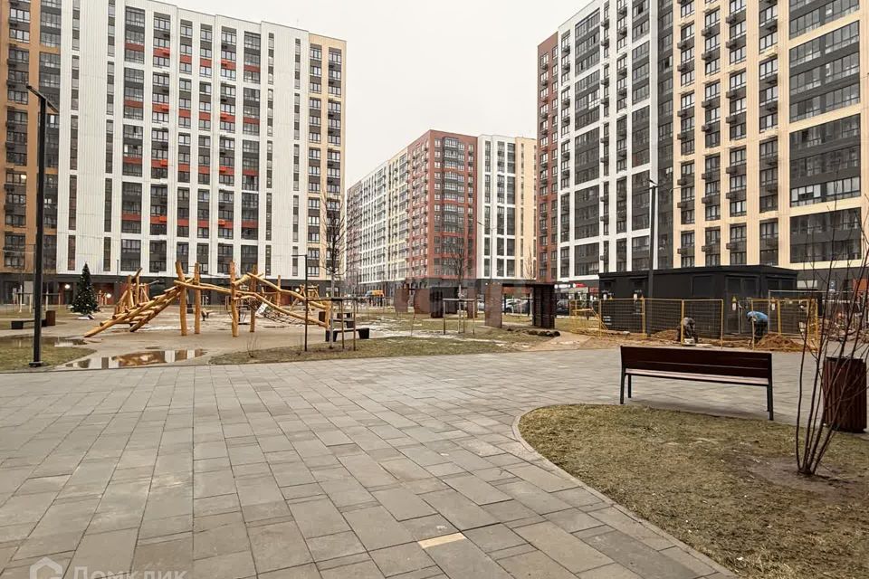 Продаётся 1-комнатная квартира, 38.3 м²