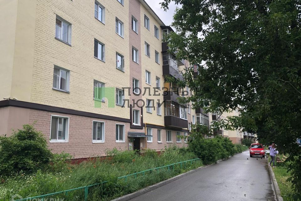 Продаётся 4-комнатная квартира, 61 м²