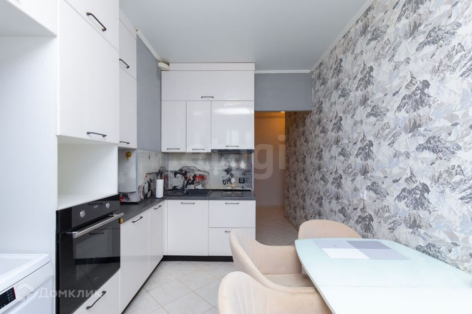 Продаётся 1-комнатная квартира, 38.9 м²