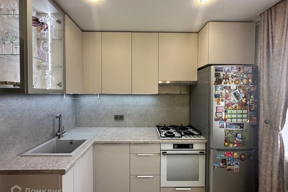 Продаётся 3-комнатная квартира, 70.7 м²