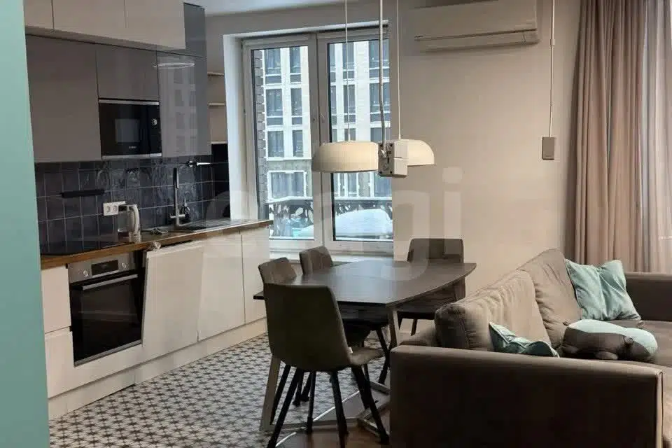 Продаётся 3-комнатная квартира, 61.3 м²