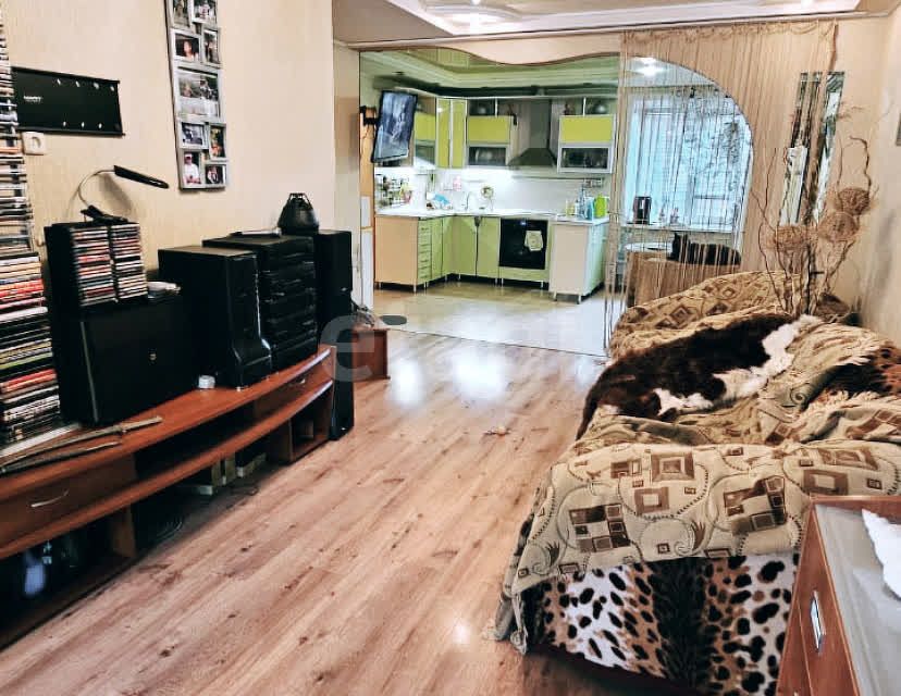 Продаётся 3-комнатная квартира, 76 м²