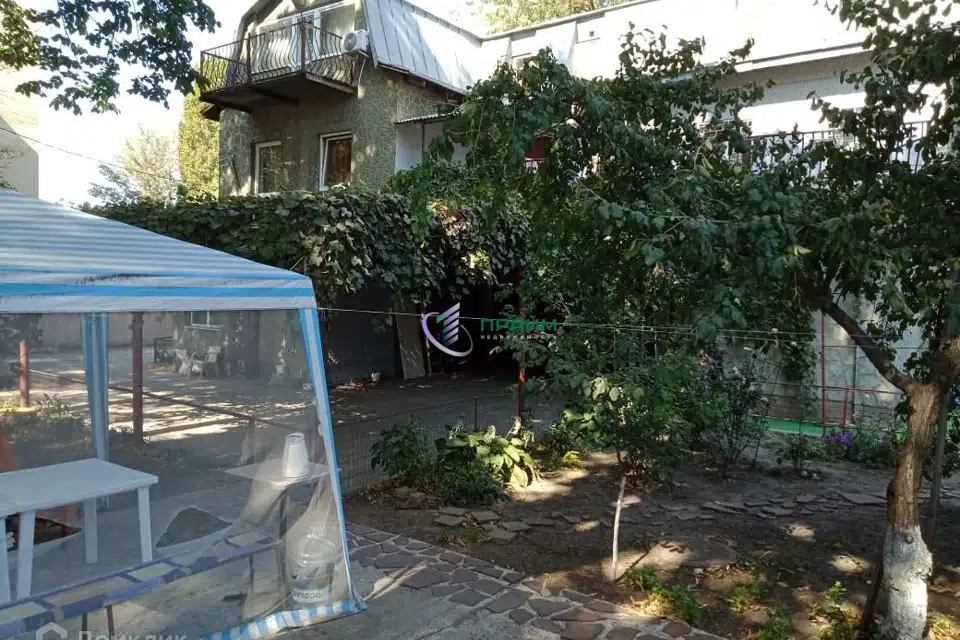 Продаётся 2-этажный дом, 520 м²