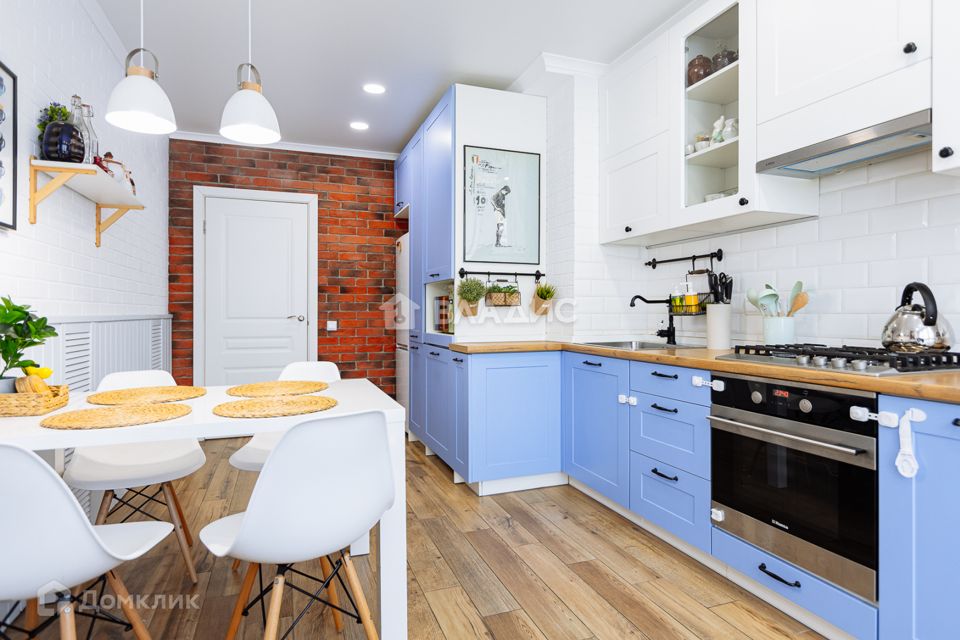 Продаётся 2-комнатная квартира, 57.1 м²