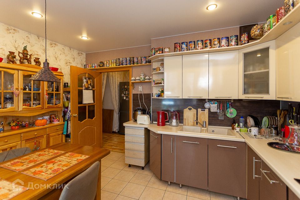 Продаётся 3-комнатная квартира, 100.5 м²
