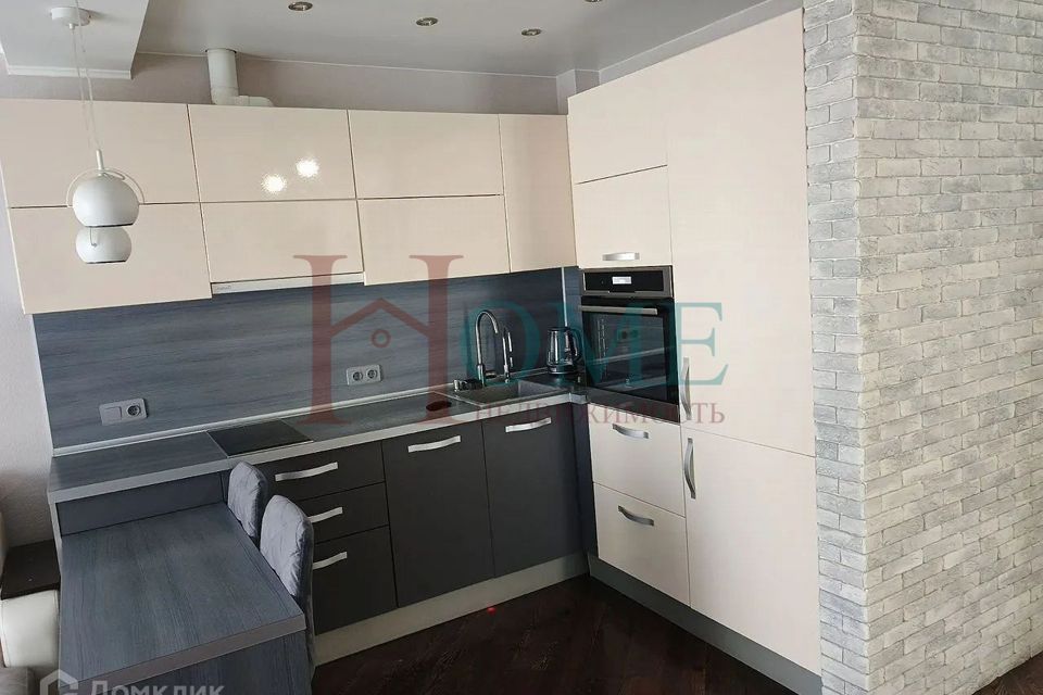 Сдаётся 2-комнатная квартира, 65 м²