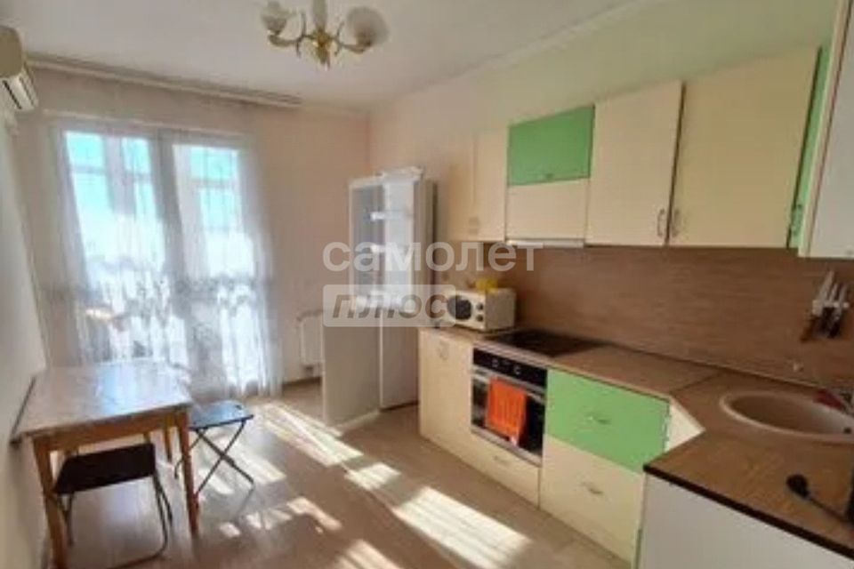 Продаётся 1-комнатная квартира, 53 м²