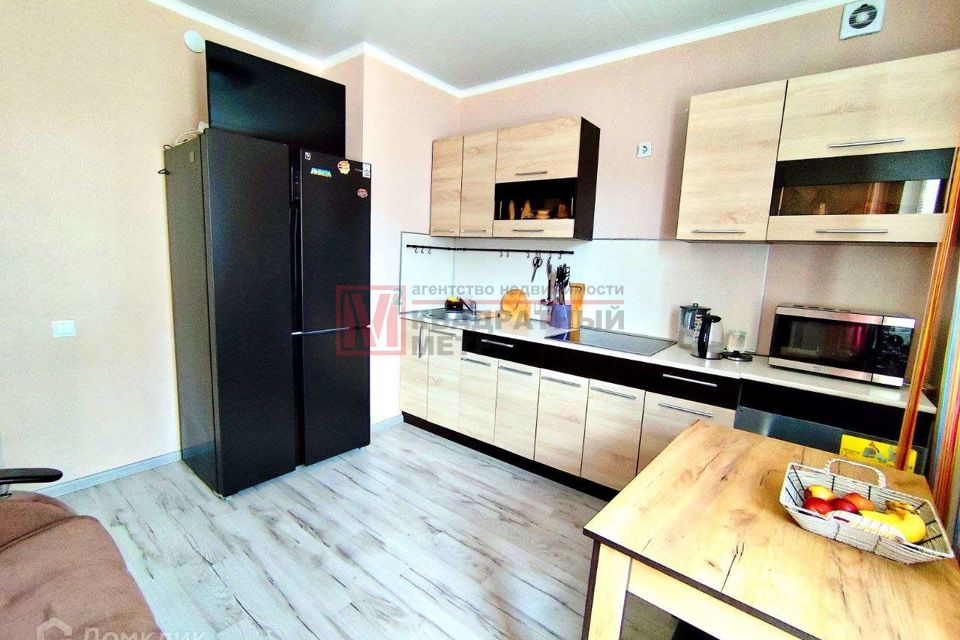 Продаётся 1-комнатная квартира, 41 м²