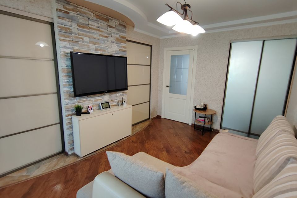 Продаётся 2-комнатная квартира, 49.7 м²
