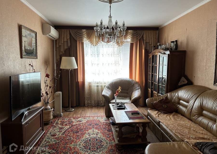 Продаётся 3-комнатная квартира, 62.3 м²