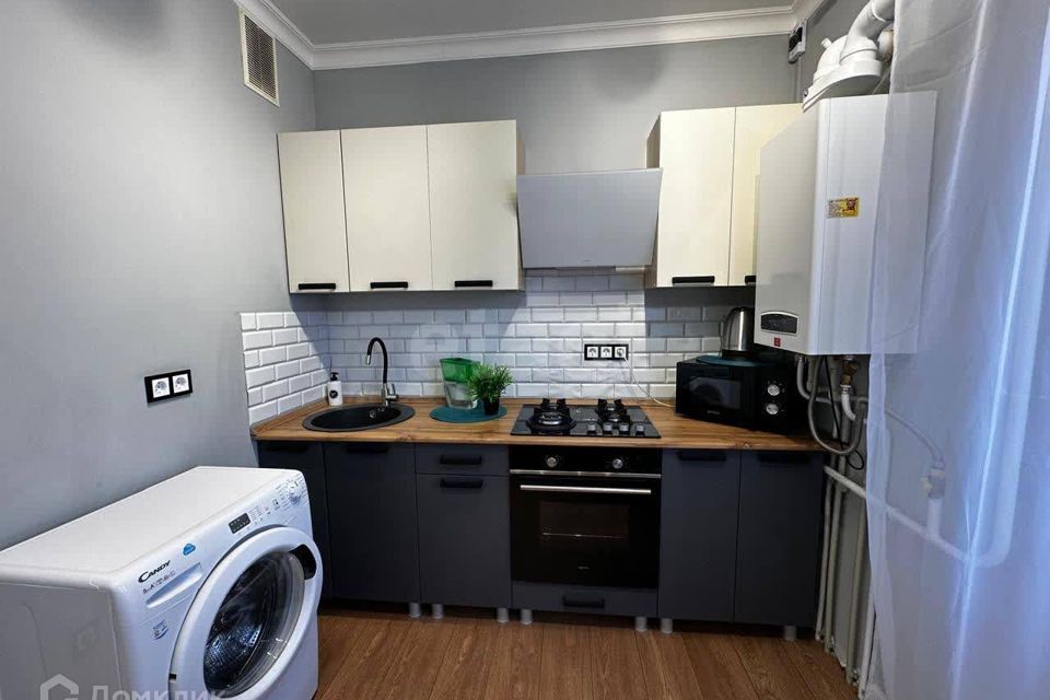 Продаётся 1-комнатная квартира, 40 м²