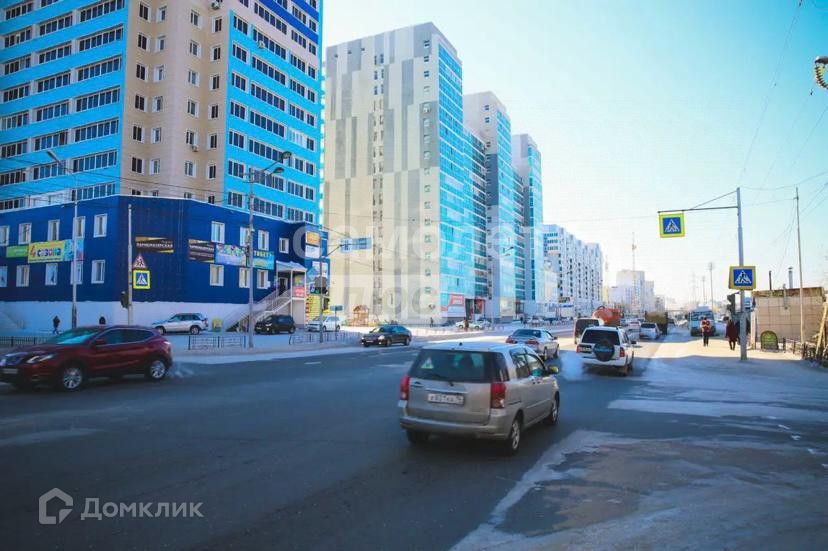 Продаётся 2-комнатная квартира, 82.1 м²