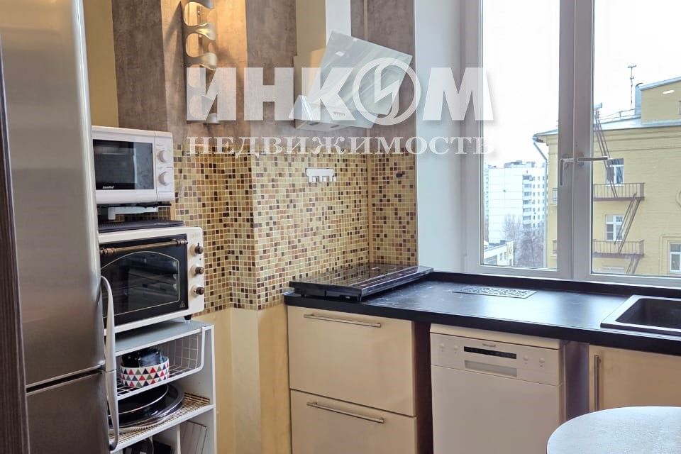 Сдаётся 2-комнатная квартира, 55 м²