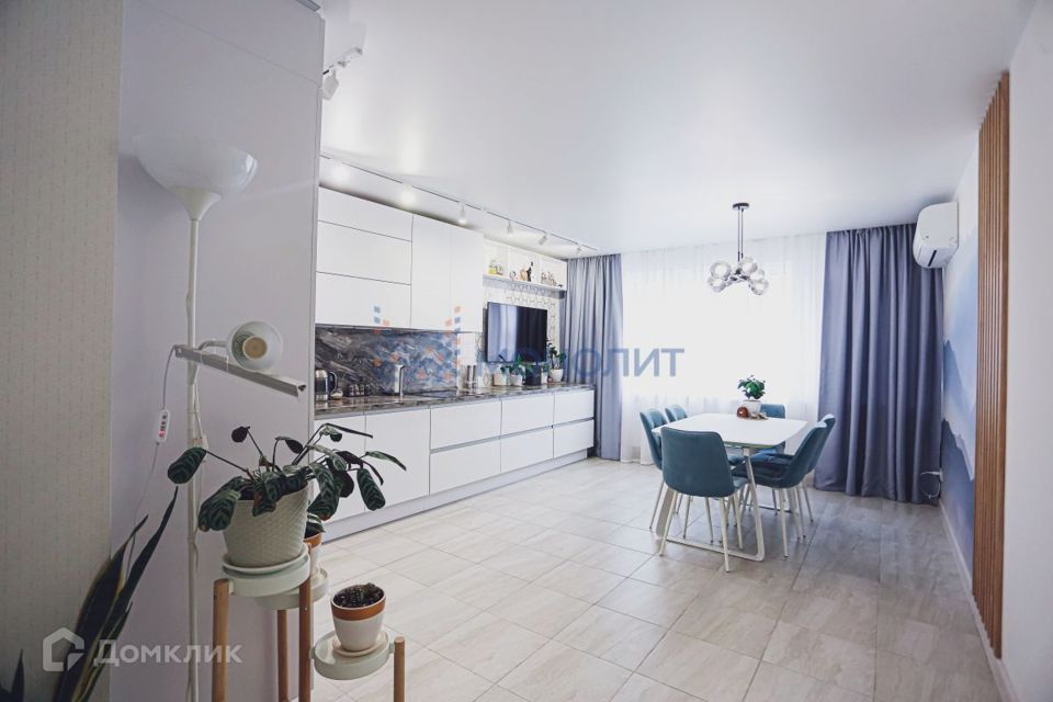 Продаётся 3-комнатная квартира, 83.3 м²