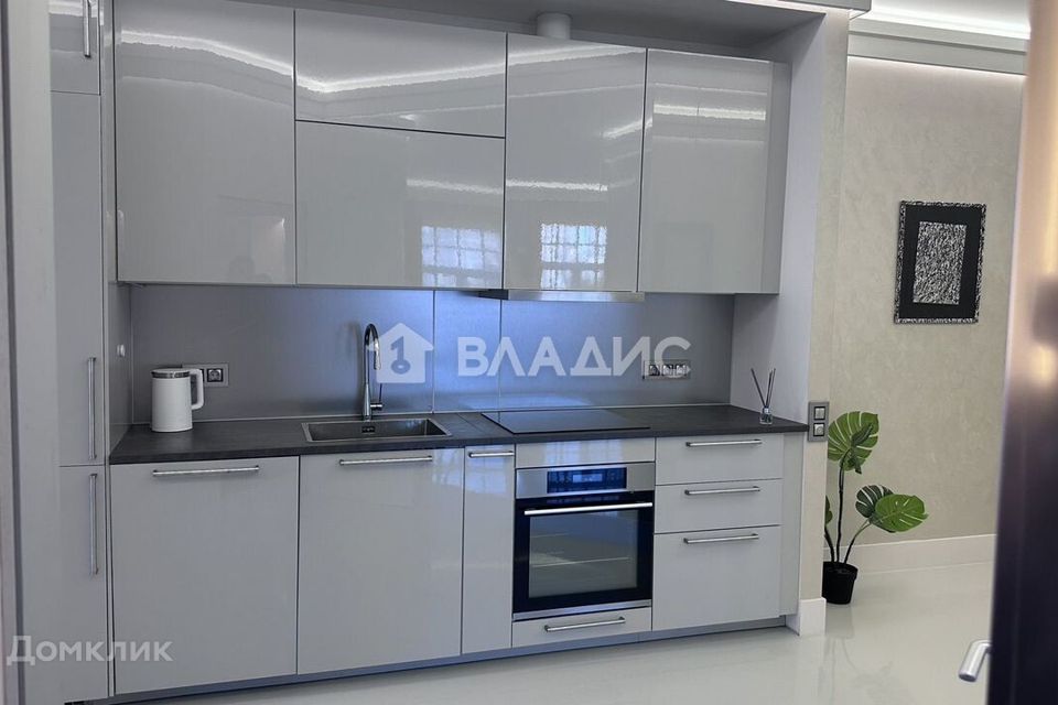 Продаётся 2-комнатная квартира, 75 м²