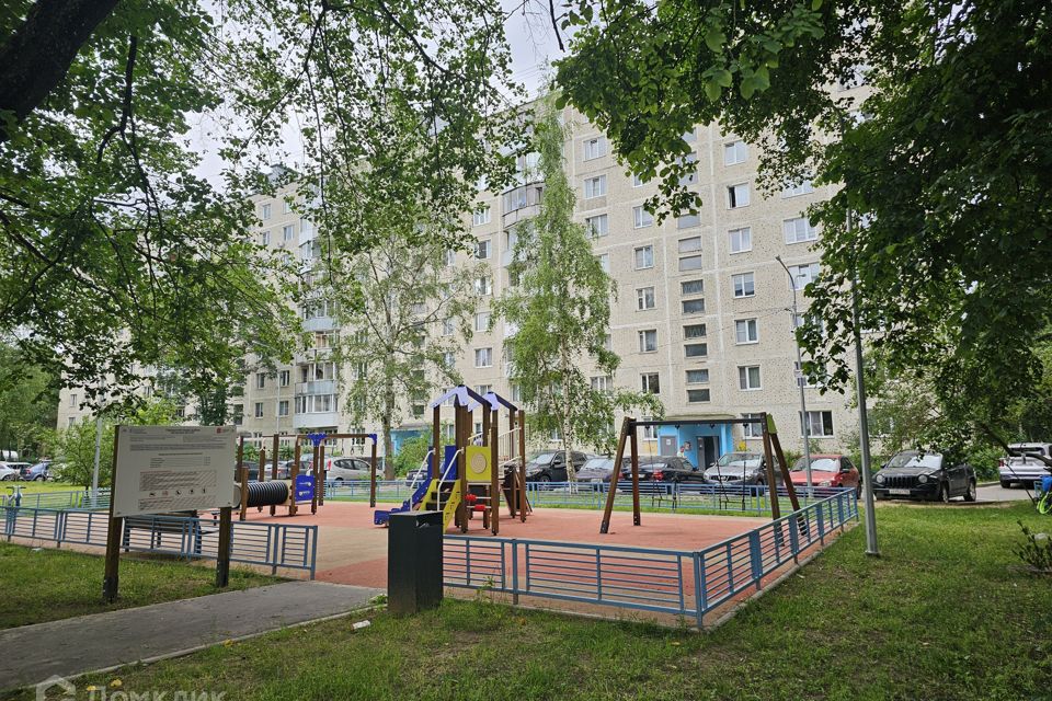 Продаётся 4-комнатная квартира, 67 м²