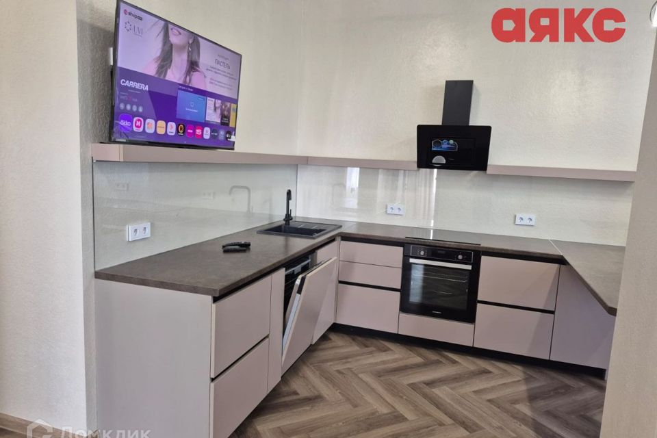 Сдаётся 2-комнатная квартира, 85.1 м²