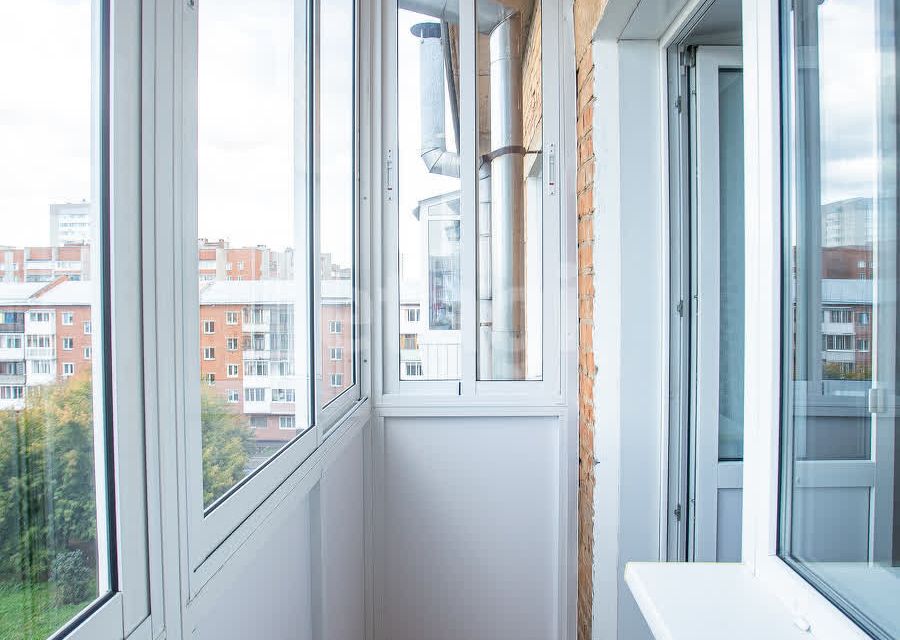 Продаётся 3-комнатная квартира, 56.6 м²