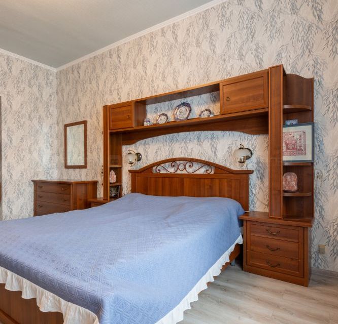 Продаётся 4-комнатная квартира, 101.1 м²