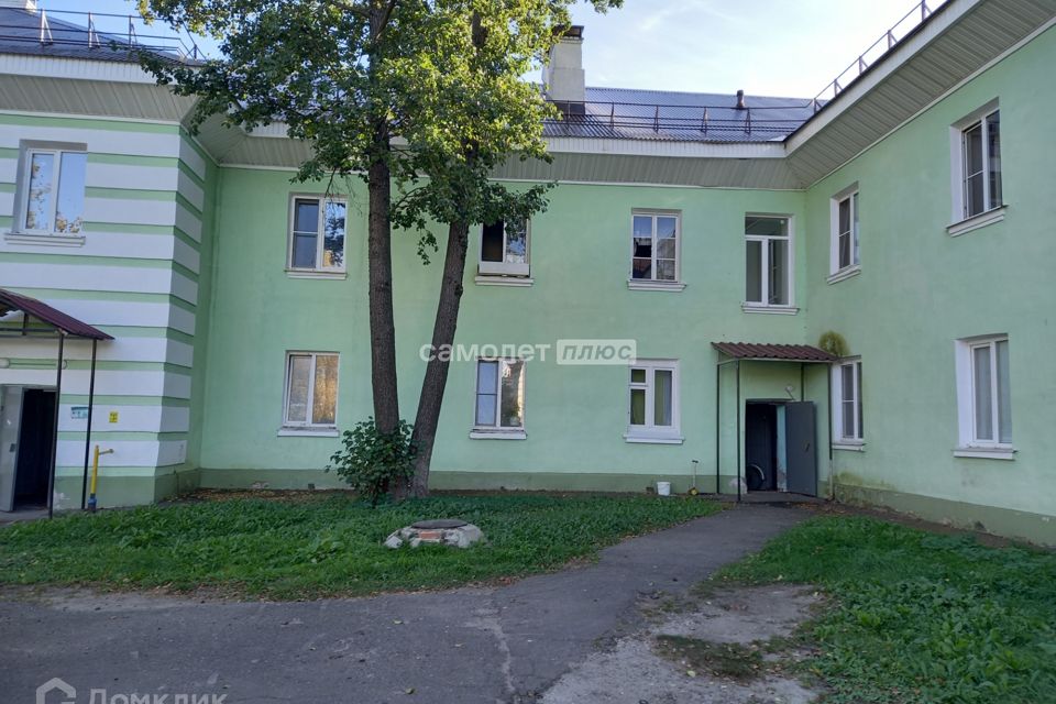 Продаётся комната в 3-комн. квартире, 14 м²