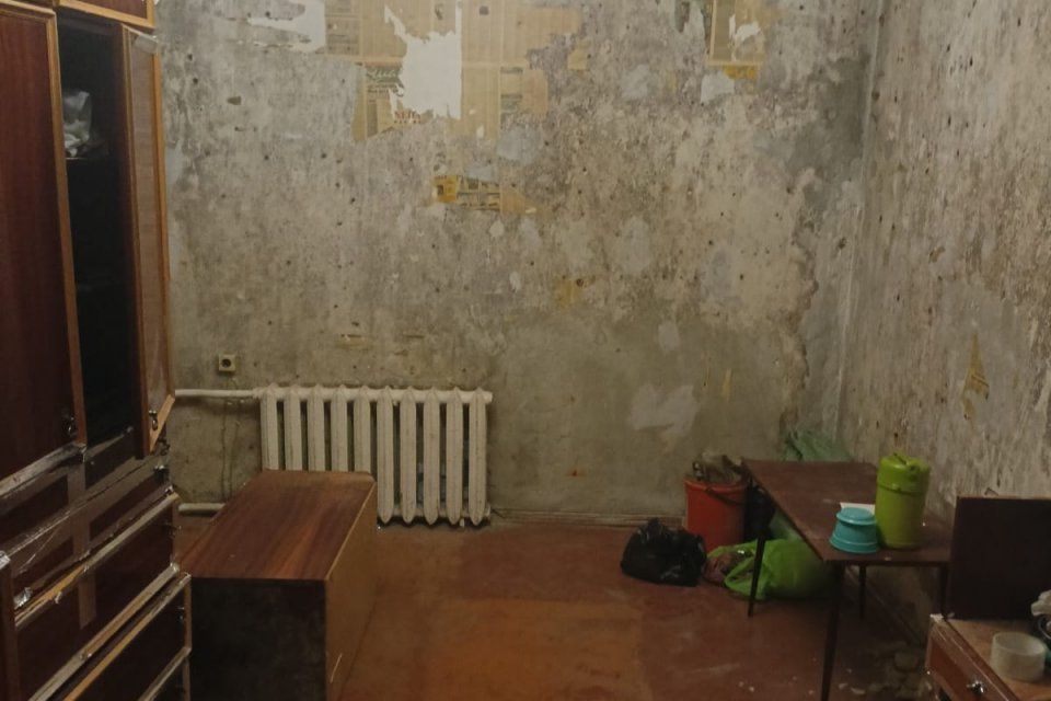 Продаётся комната в 4-комн. квартире, 14.5 м²