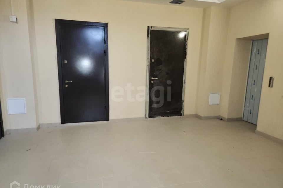 Продаётся 3-комнатная квартира, 118 м²
