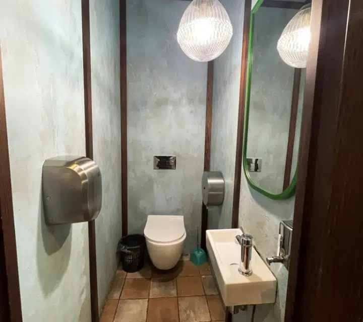 Сдаётся торговое помещение, 86 м²