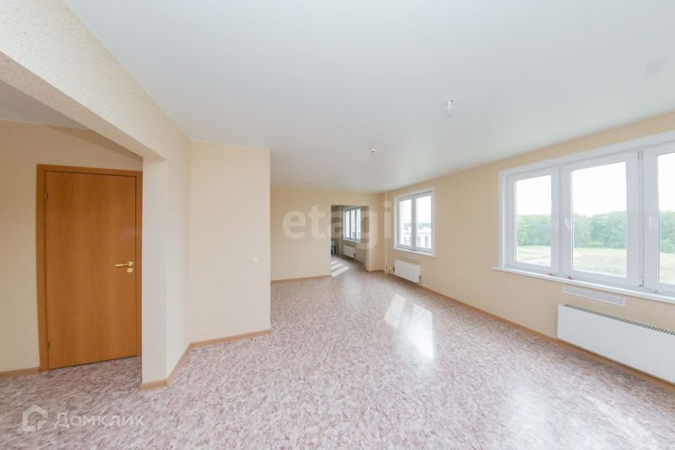 Продаётся 3-комнатная квартира, 73.8 м²