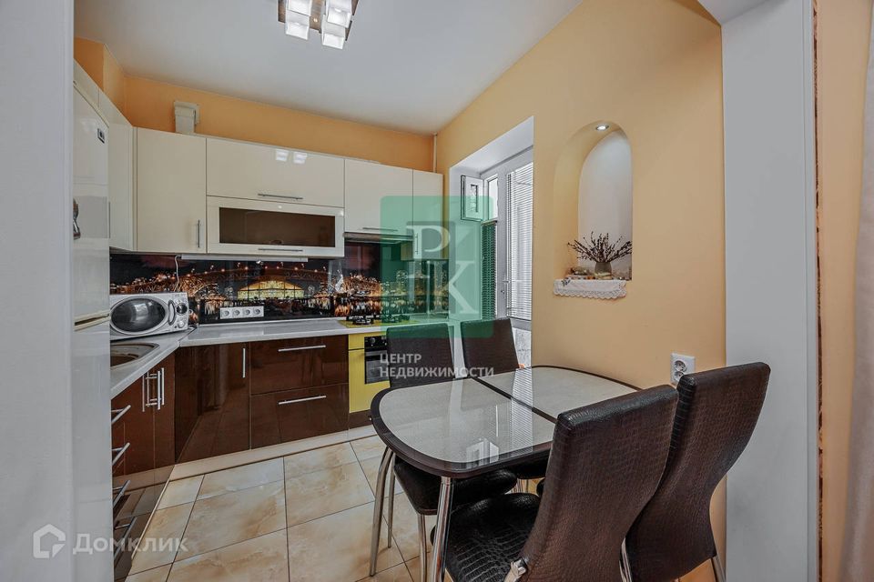 Продаётся 2-комнатная квартира, 41.2 м²