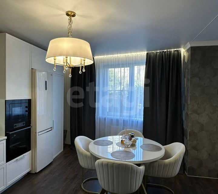 Продаётся 3-комнатная квартира, 87.1 м²