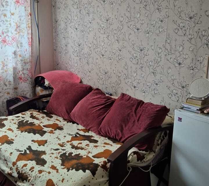 Продаётся комната в 1-комн. квартире, 15 м²
