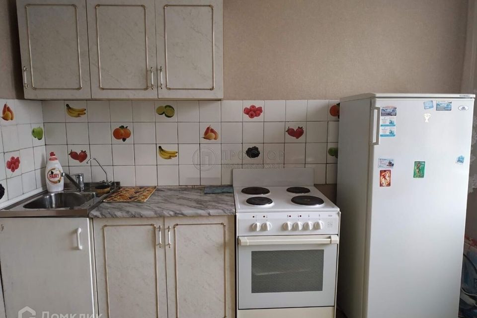 Продаётся 1-комнатная квартира, 38.4 м²
