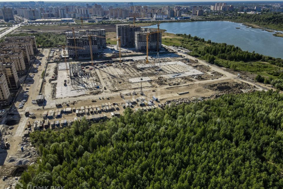 Продаётся 1-комнатная квартира, 49.8 м²