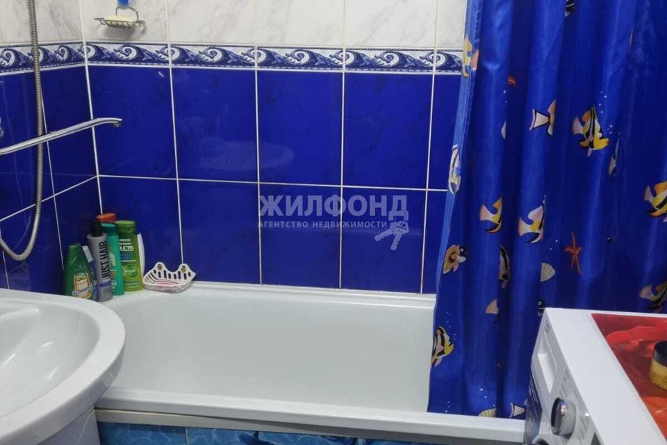 Сдаётся 1-комнатная квартира, 68 м²