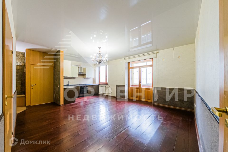 Продаётся 3-комнатная квартира, 65.5 м²