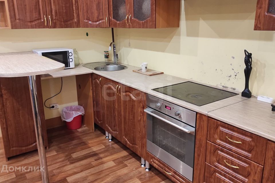 Сдаётся 2-комнатная квартира, 71.4 м²