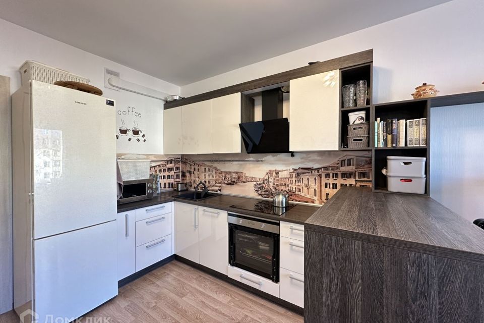 Продаётся 1-комнатная квартира, 43.4 м²