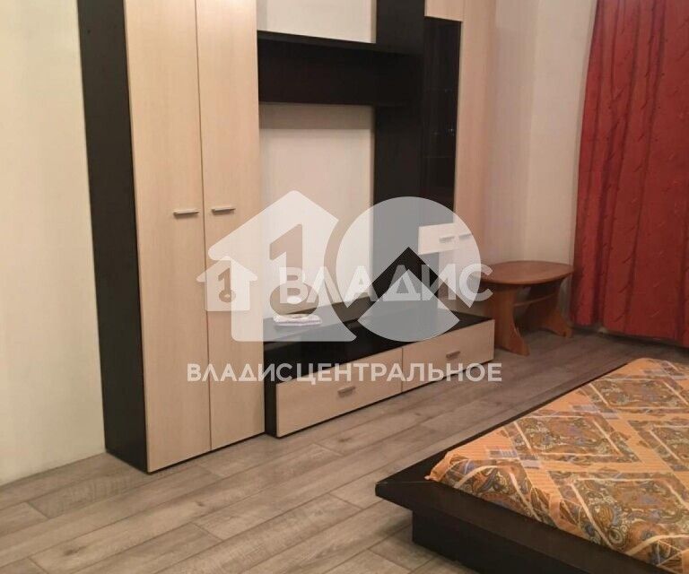 Продаётся 1-комнатная квартира, 48.2 м²