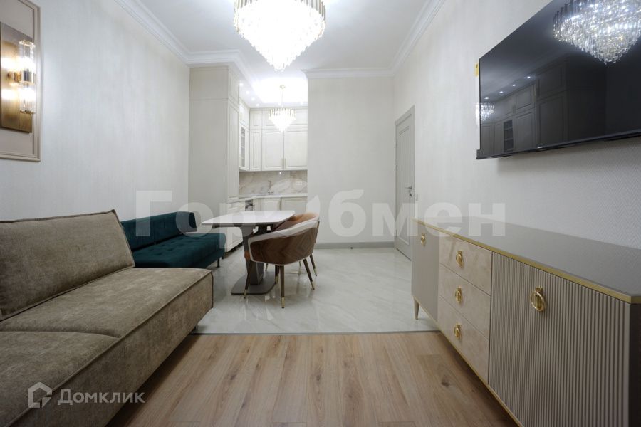 Сдаётся 4-комнатная квартира, 96 м²