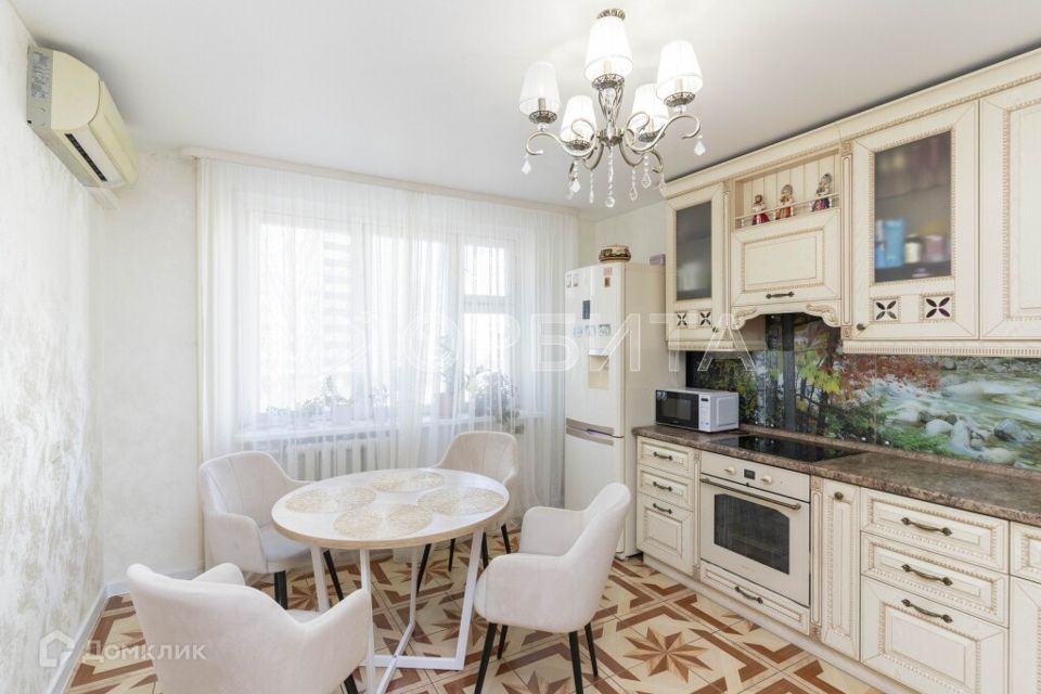 Продаётся 3-комнатная квартира, 96.4 м²