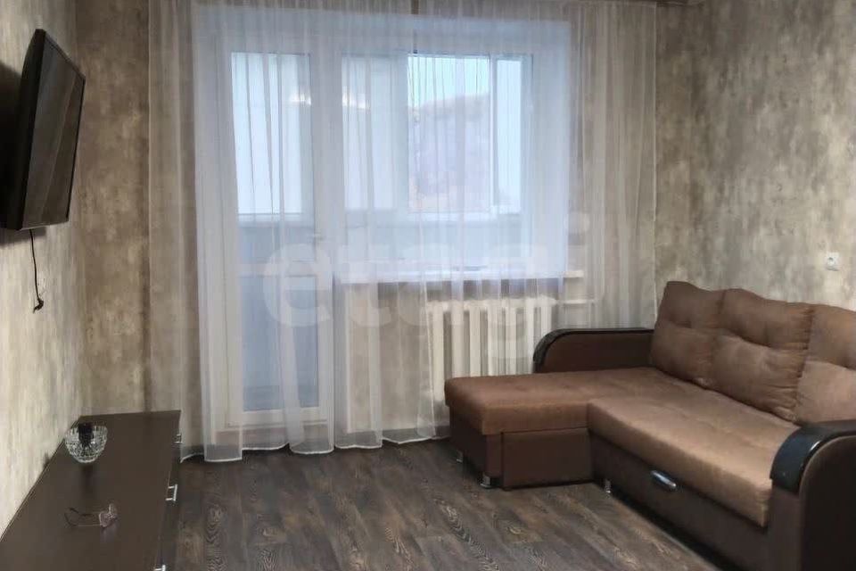 Сдаётся 2-комнатная квартира, 55 м²