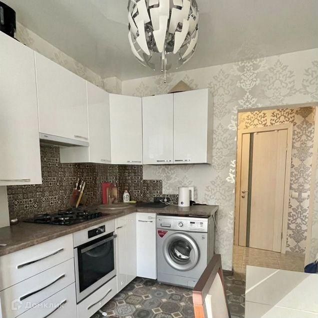Продаётся 1-комнатная квартира, 43.4 м²