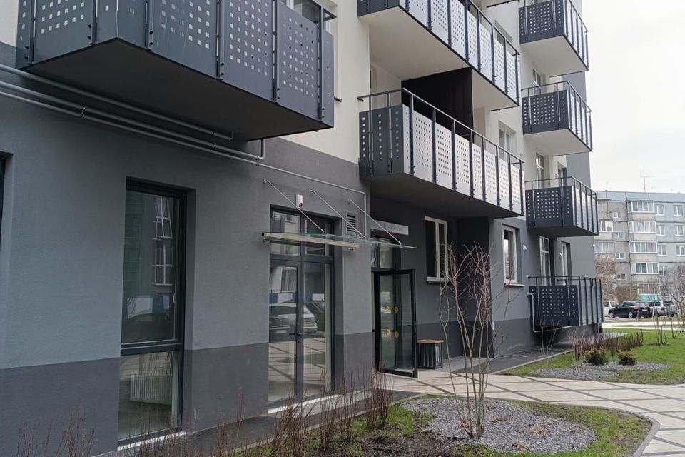 Продаётся 1-комнатная квартира, 54.7 м²