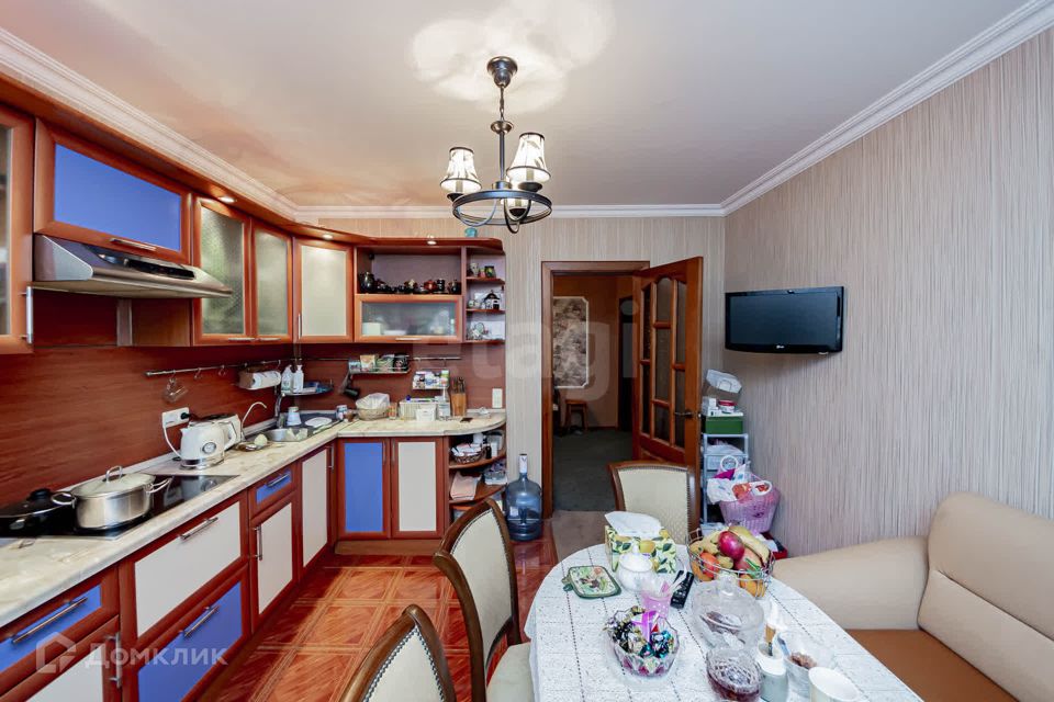 Продаётся 3-комнатная квартира, 87 м²