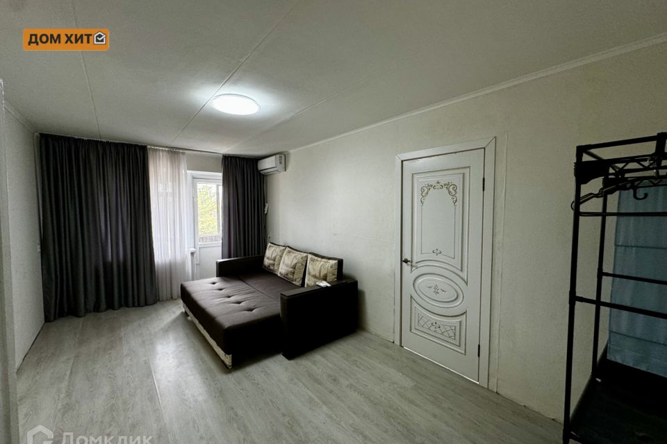 Продаётся 2-комнатная квартира, 42.3 м²