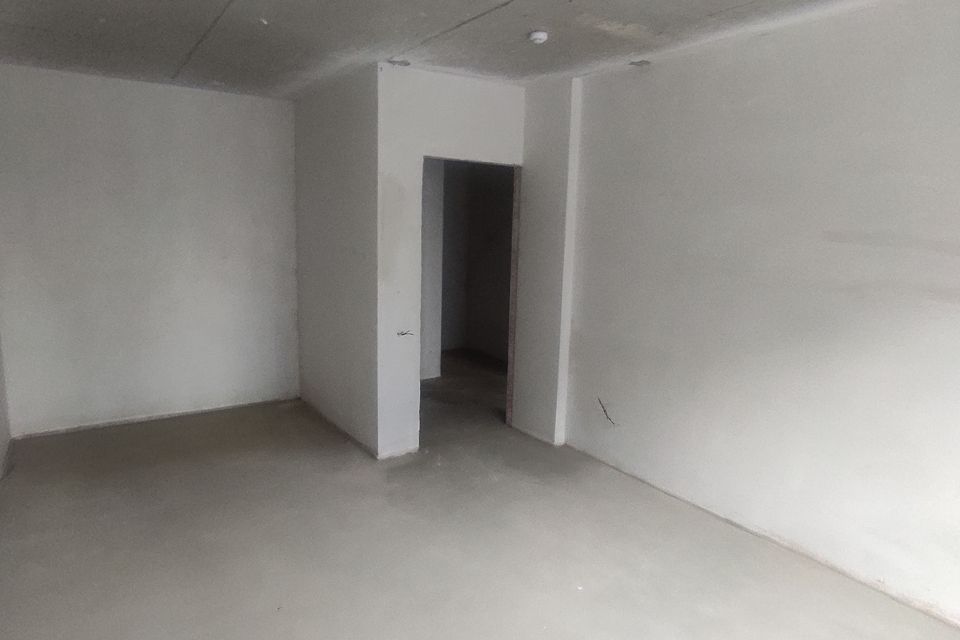 Продаётся 1-комнатная квартира, 42 м²